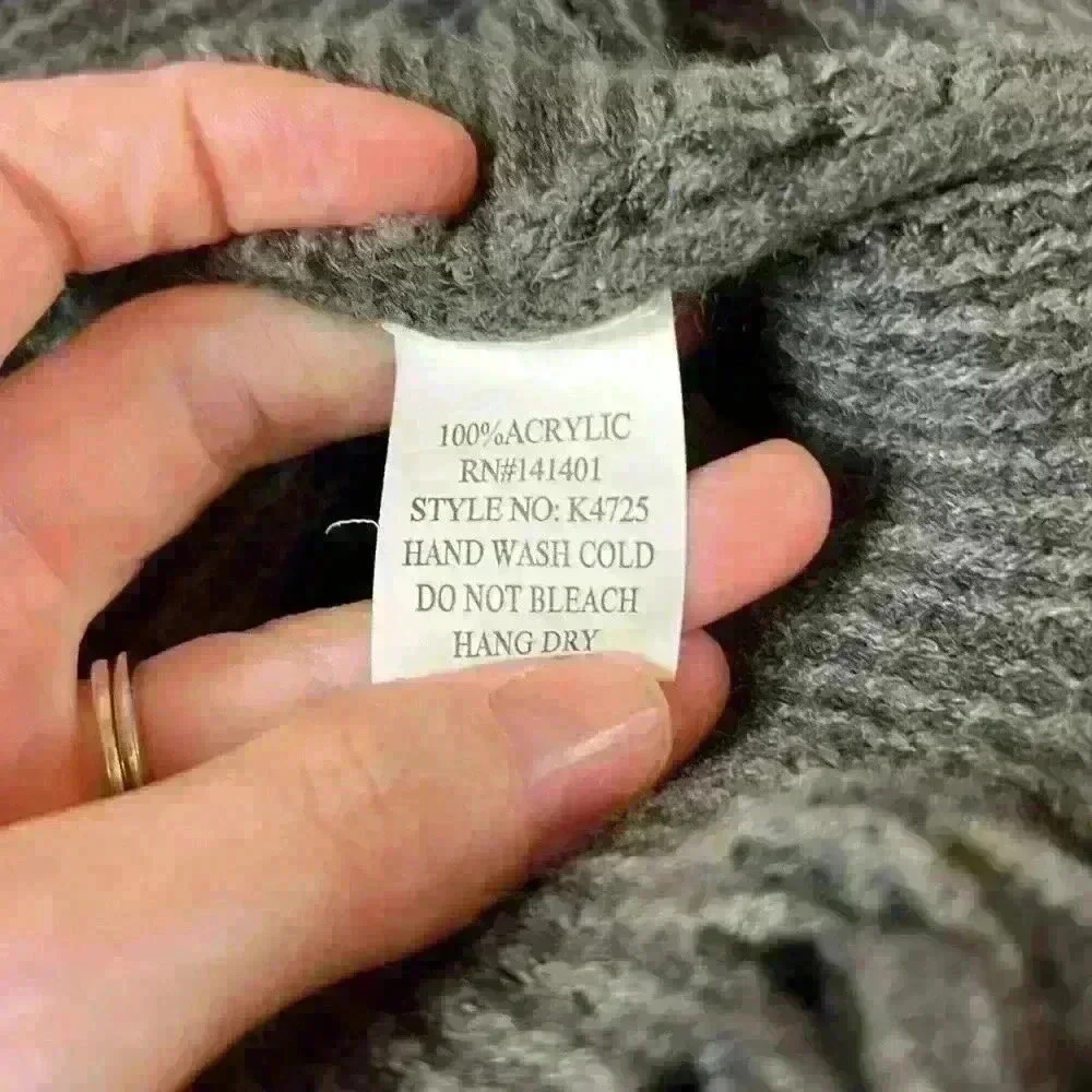 Gray Knit Poncho with Fringe edges - Picture 3 of 6